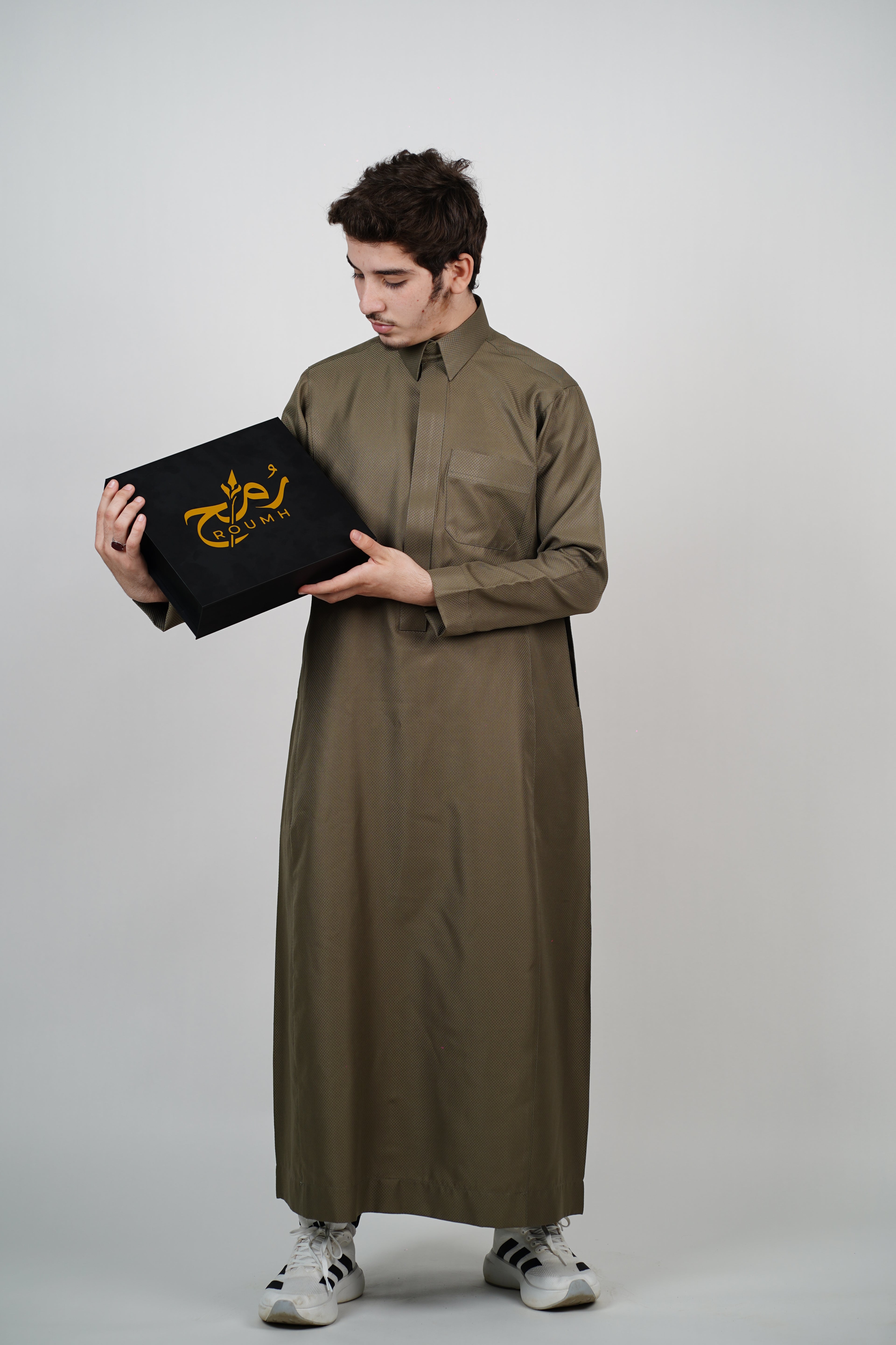 ثوب رمح |  الذهبي الملكي خلية النحل