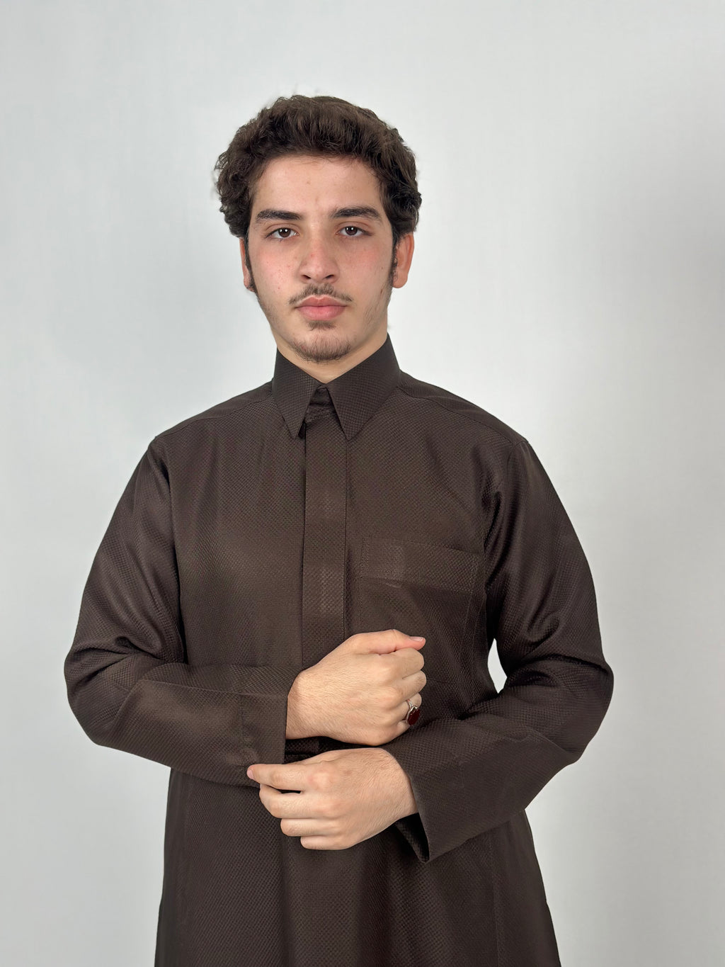 ثوب رمح | البني القاتم خلية النحل