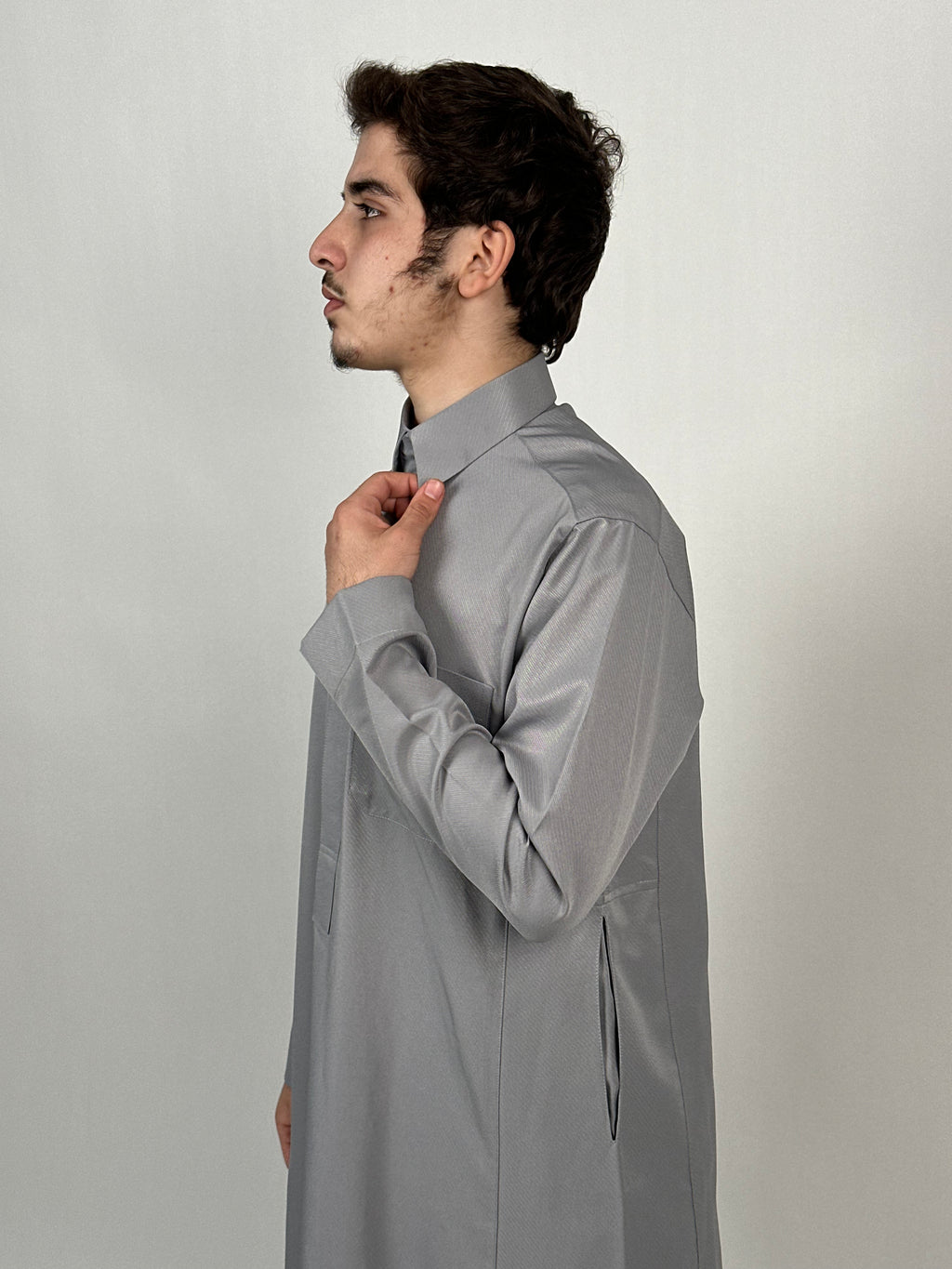 ثوب رمح | الرصاصي مقلم مخفي